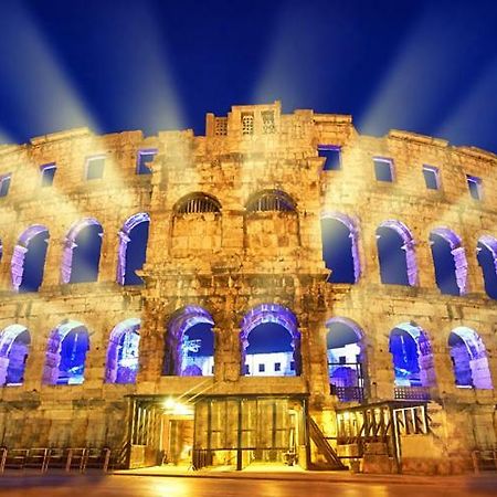 Lusyhouse Villa Pula Dış mekan fotoğraf