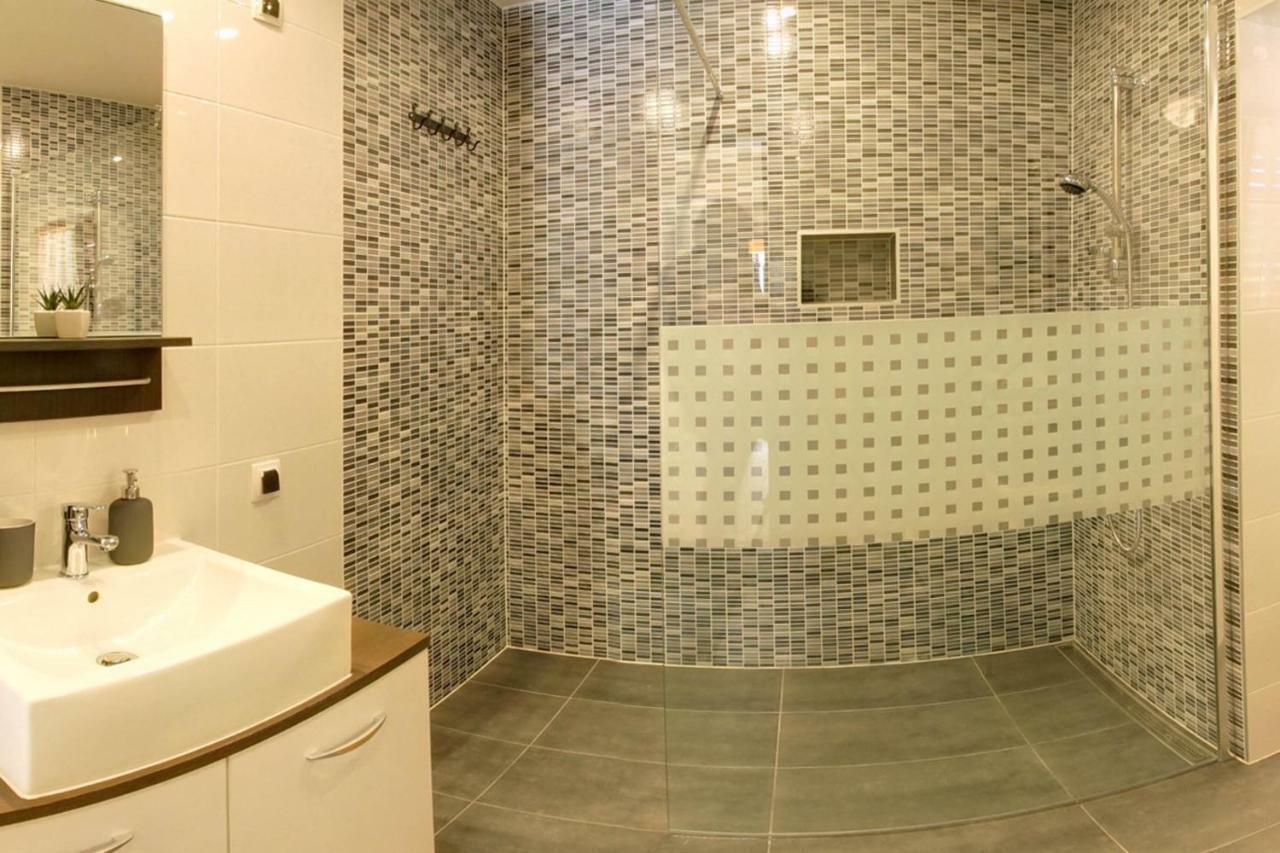 Lusyhouse Villa Pula Dış mekan fotoğraf